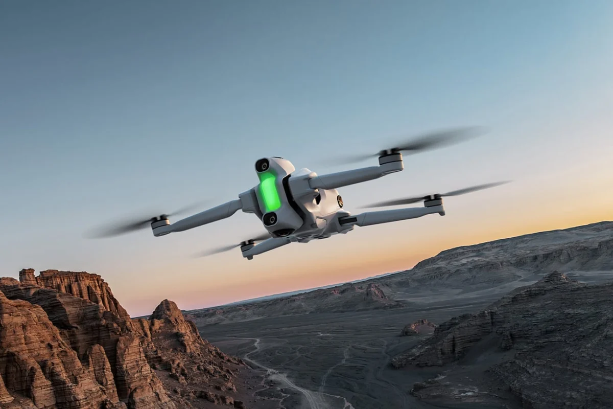 Antigravity A1 : le prix de ce drone FPV 360° tout léger, avec son bundle Explorer, est en chute libre (-50 %)