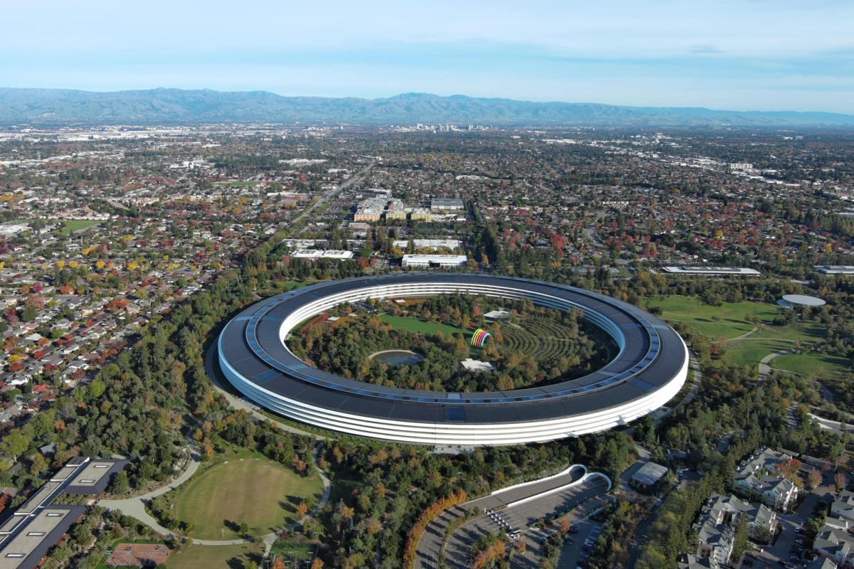 Apple Unveils "Shocking Evidence" in Trade Secret Lawsuit Against OpenAI, Alleges Former Employee Misused Confidential Schematics