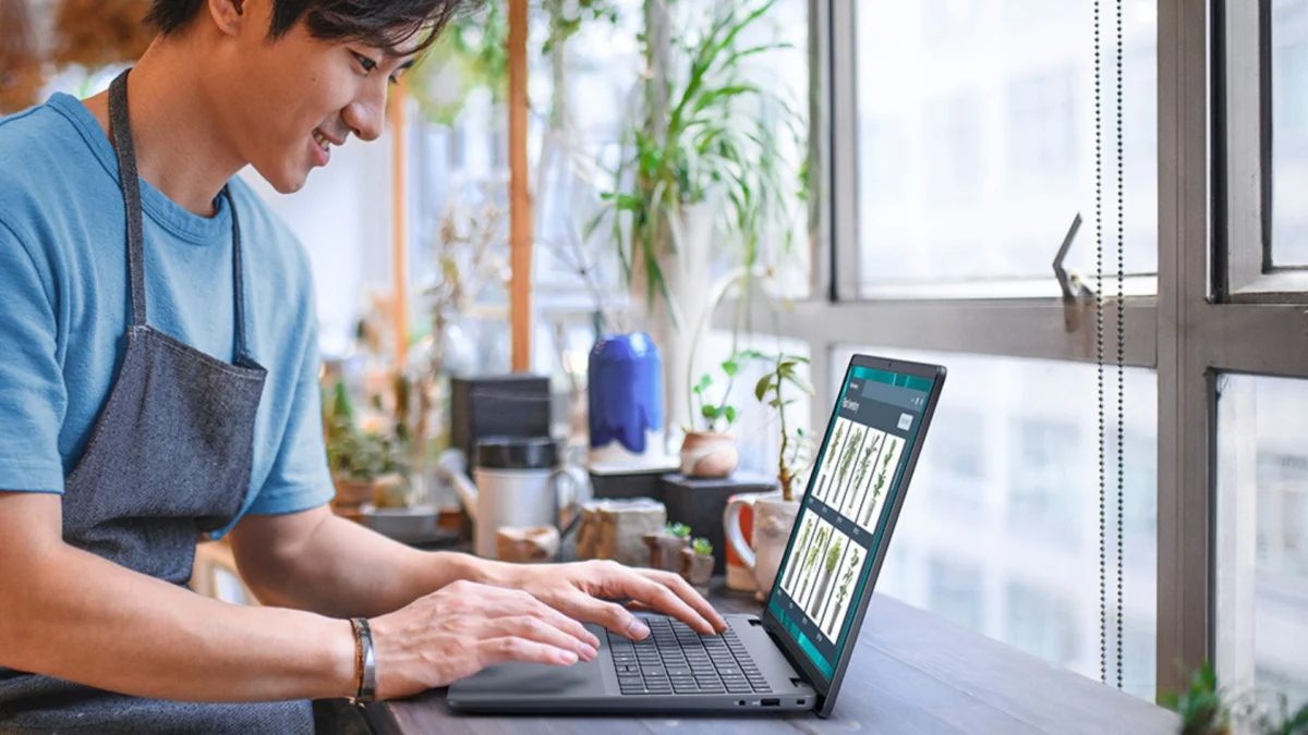 Significant Price Drop on Dell 16 Laptop Signals Market Shifts Amidst Component Volatility