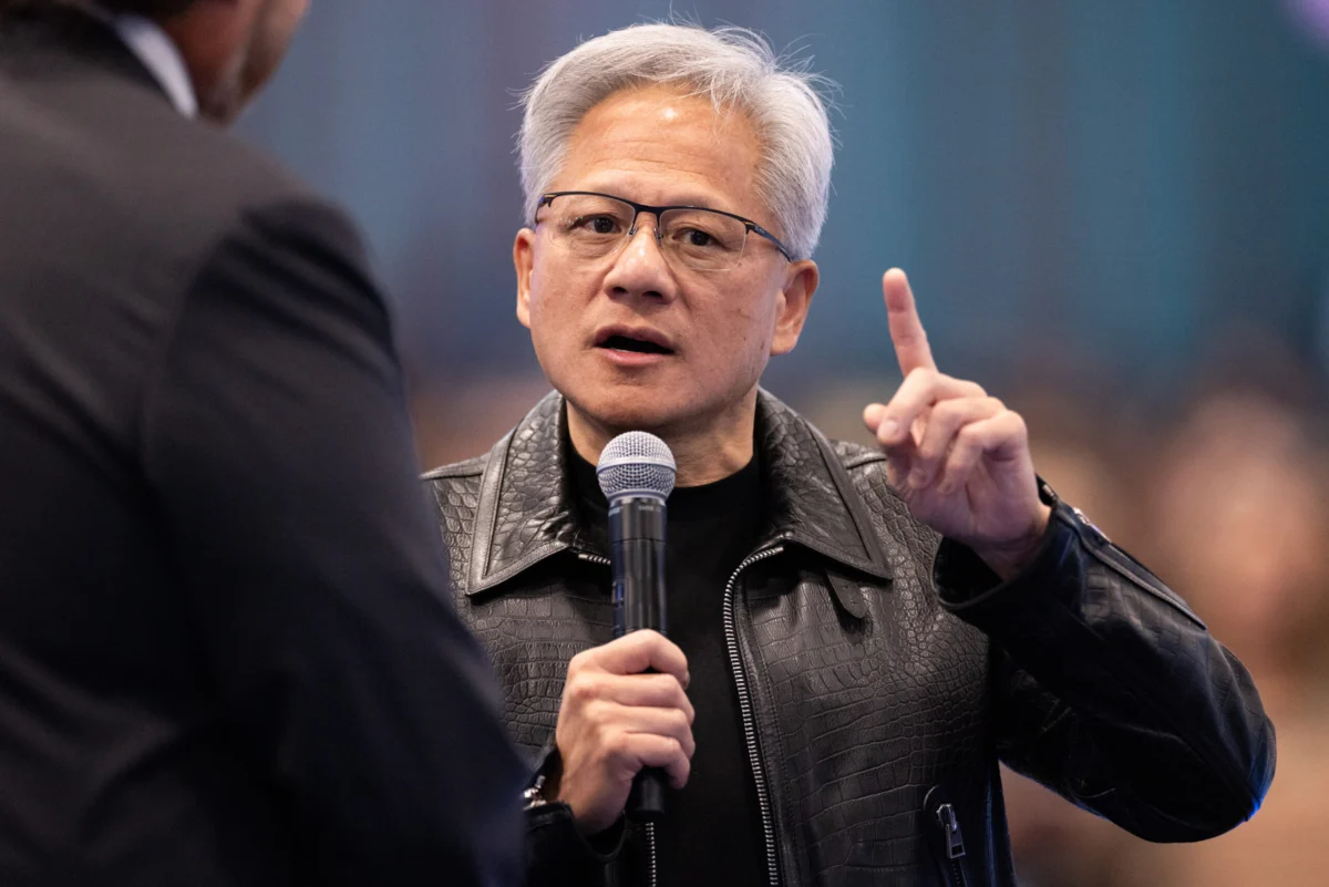 The Deep Divide: AI Safety Advocates Call for Pacing While Industry Titans and Political Figures Push for Unchecked Acceleration