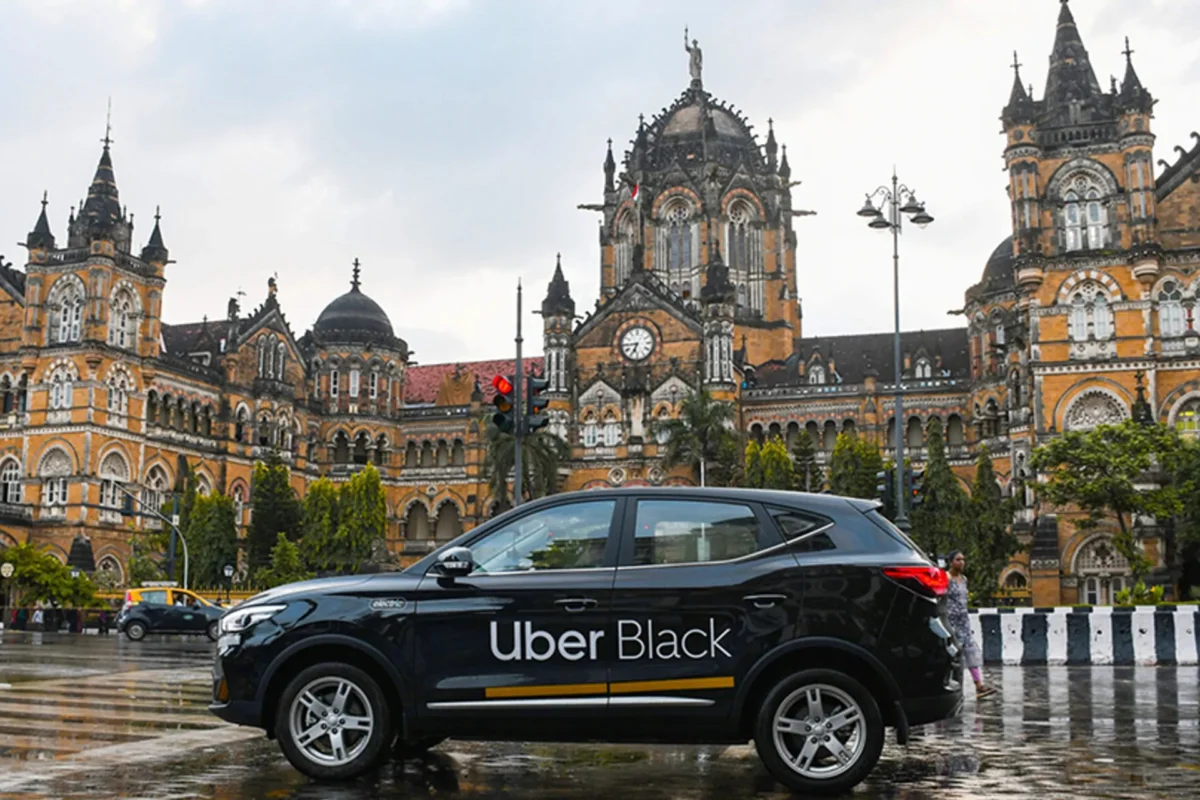 Uber Invests $10 Million in Indian Fleet Management Startup Carrum Mobility, Signaling Deeper Reliance on Large Operators