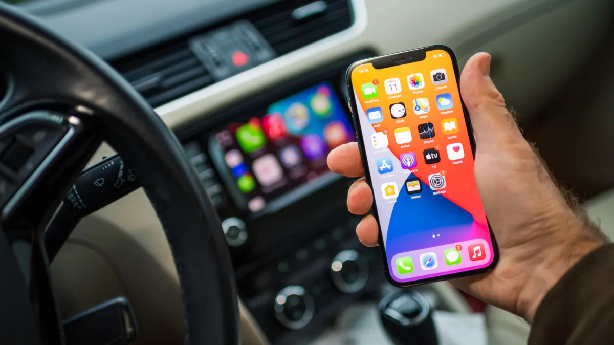Apple’s iOS 27.2 Update Introduces Significant Enhancements to CarPlay, Redefining In-Car Experience with Advanced Siri AI and Redesigned Podcasts App